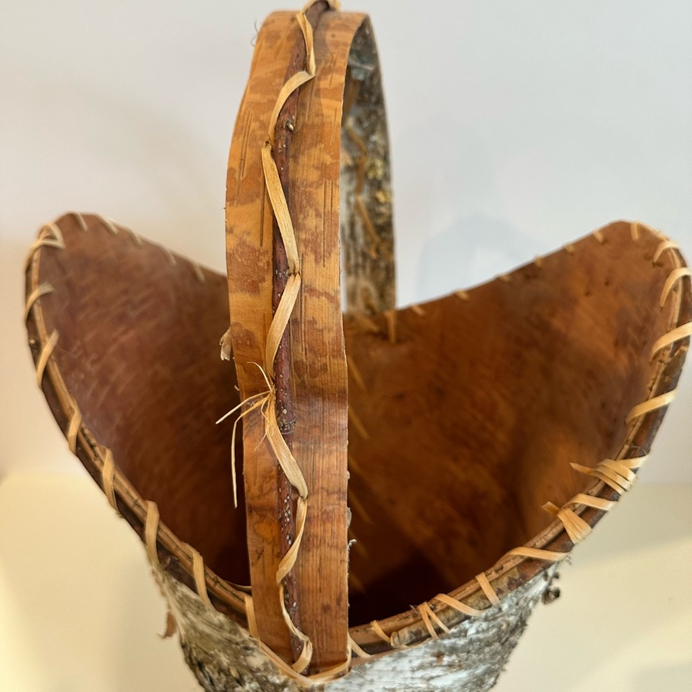 White Birch Bark Basket with Curved Handle - Picture 3 of 10